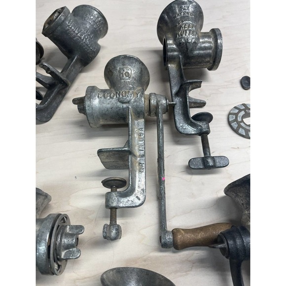 Vintage Universal Food/Meat Chopper/Grinder Lot Hand Crank Heavy Duty LOT - Picture 3 of 11